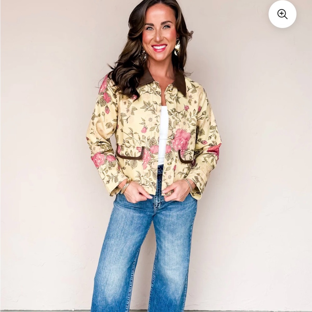 Entro Beige Floral Women's Blazer